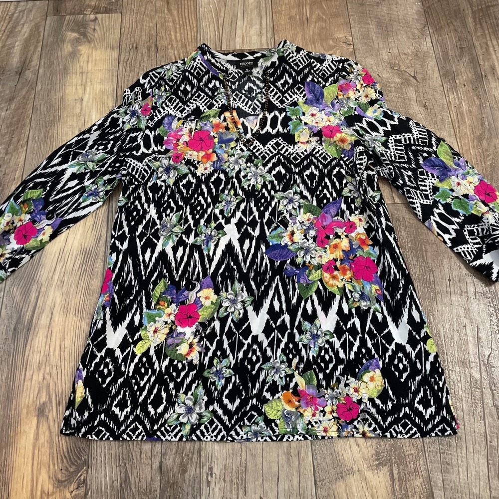 Nicole by Nicole Miller Floral Ikat Beaded Tunic Top Black White‎ Pink Medium